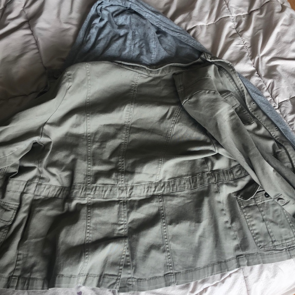 Jacket - Picture 3 of 3